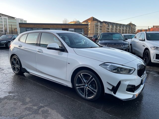 2020 BMW 1 SERIES - Photo 2