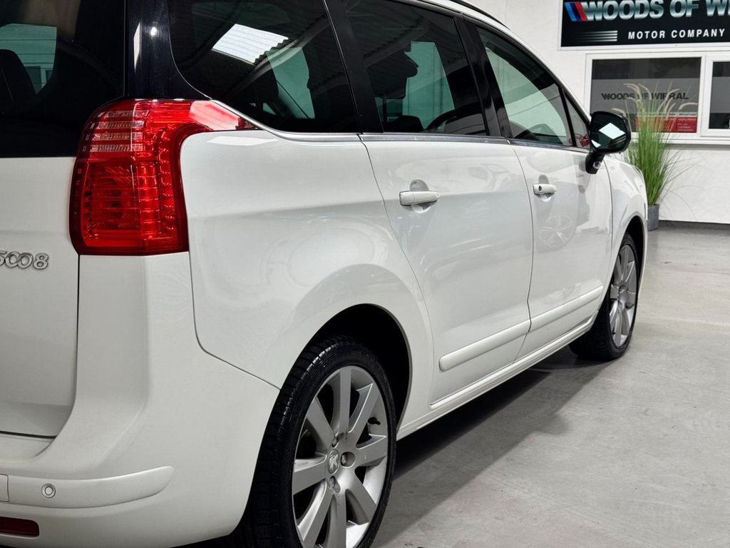 USED 2014 63 PEUGEOT 5008 2.0 HDI ALLURE 5d 150 BHP 18"ALLOYS+PAN ROOF+ REV CAMERA