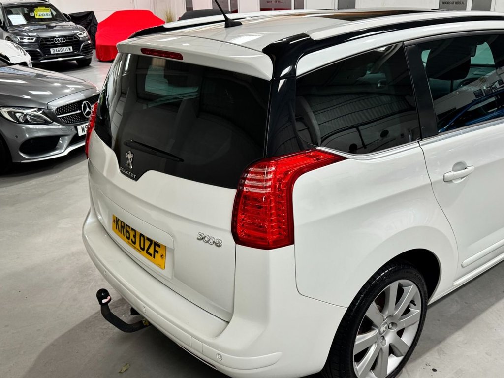 USED 2014 63 PEUGEOT 5008 2.0 HDI ALLURE 5d 150 BHP 18"ALLOYS+PAN ROOF+ REV CAMERA