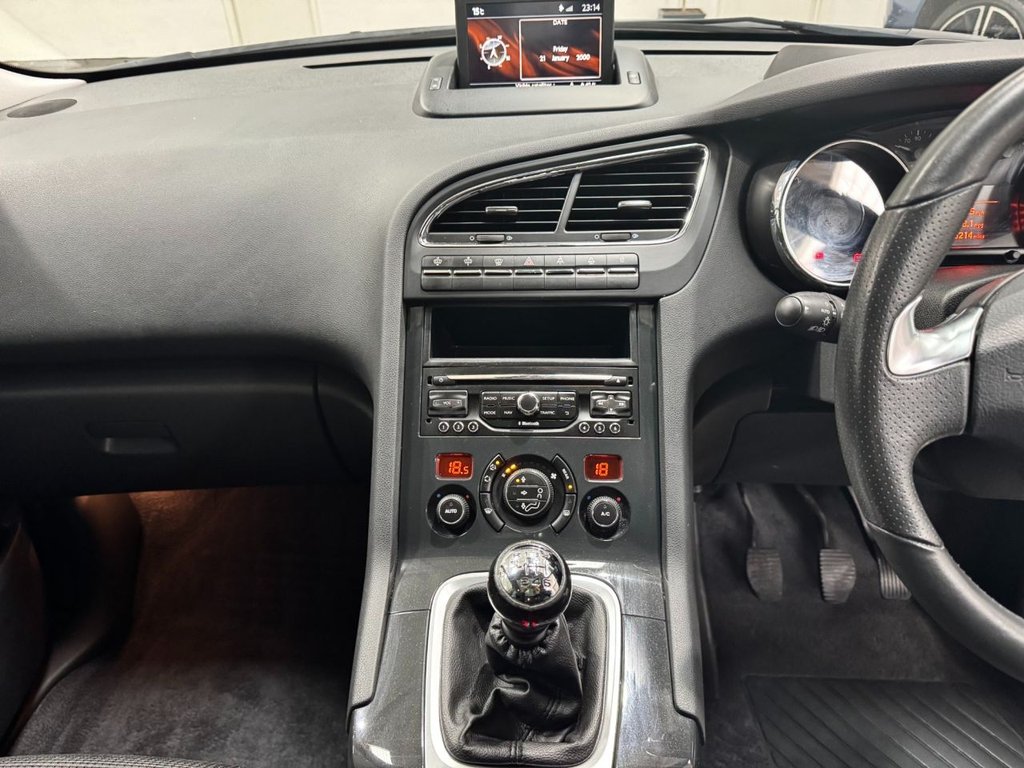 USED 2014 63 PEUGEOT 5008 2.0 HDI ALLURE 5d 150 BHP 18"ALLOYS+PAN ROOF+ REV CAMERA