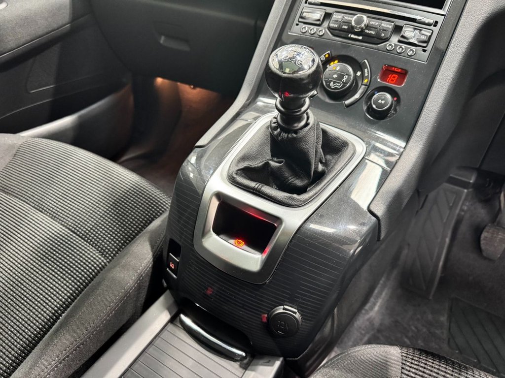 USED 2014 63 PEUGEOT 5008 2.0 HDI ALLURE 5d 150 BHP 18"ALLOYS+PAN ROOF+ REV CAMERA