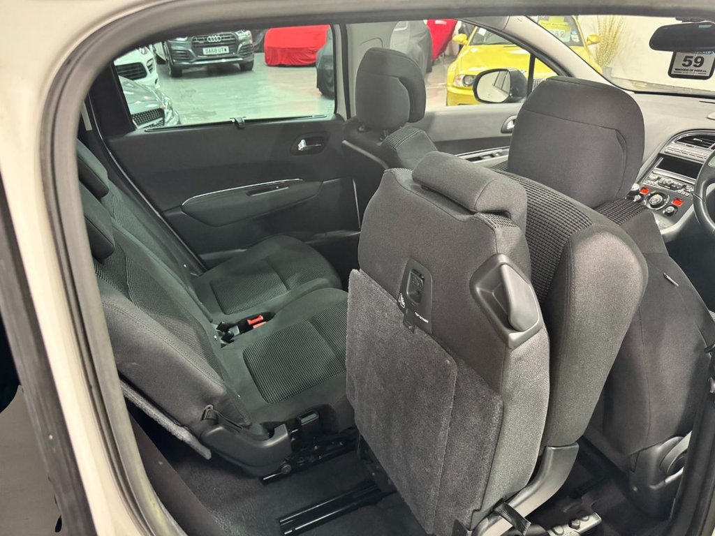 USED 2014 63 PEUGEOT 5008 2.0 HDI ALLURE 5d 150 BHP 18"ALLOYS+PAN ROOF+ REV CAMERA