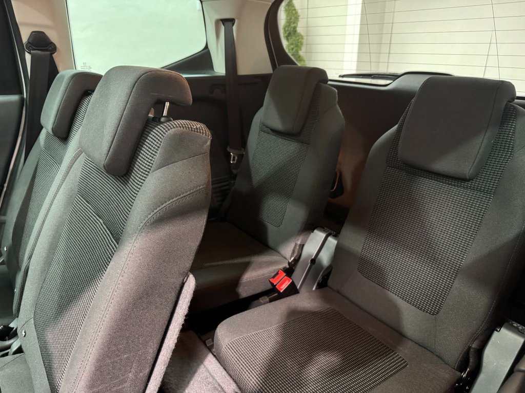 USED 2014 63 PEUGEOT 5008 2.0 HDI ALLURE 5d 150 BHP 18"ALLOYS+PAN ROOF+ REV CAMERA