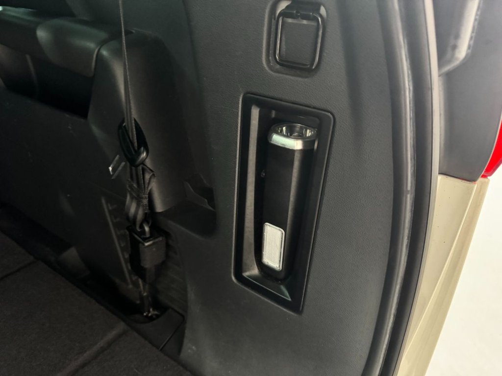 USED 2014 63 PEUGEOT 5008 2.0 HDI ALLURE 5d 150 BHP 18"ALLOYS+PAN ROOF+ REV CAMERA