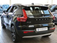 USED 2020 70 VOLVO XC40 2.0 B4 INSCRIPTION PRO MHEV 5d 195 BHP SAT NAV HEATED LEATHER INTERIOR REAR VIEW CAMERA CRUISE CONTROL PARKING SENSOR 1 OWNER SERVICE HISTORY
