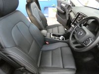 USED 2020 70 VOLVO XC40 2.0 B4 INSCRIPTION PRO MHEV 5d 195 BHP SAT NAV HEATED LEATHER INTERIOR REAR VIEW CAMERA CRUISE CONTROL PARKING SENSOR 1 OWNER SERVICE HISTORY