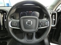 USED 2020 70 VOLVO XC40 2.0 B4 INSCRIPTION PRO MHEV 5d 195 BHP SAT NAV HEATED LEATHER INTERIOR REAR VIEW CAMERA CRUISE CONTROL PARKING SENSOR 1 OWNER SERVICE HISTORY