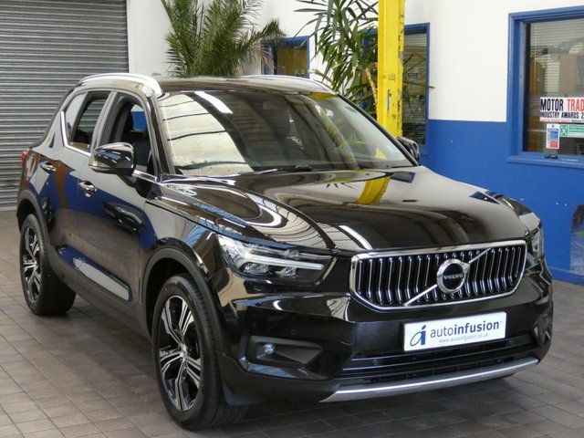 2020 70 Volvo Xc40 2.0 B4 INSCRIPTION PRO MHEV 5d 195 BHP