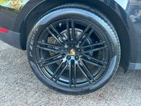 USED 2019 PORSCHE MACAN 2.0L PDK 5d 242 BHP 