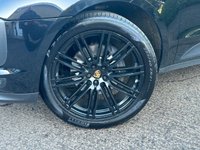 USED 2019 PORSCHE MACAN 2.0L PDK 5d 242 BHP 