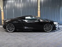 USED 2022 22 MCLAREN GT 4.0 V8 SSG 2d 612 BHP CARBON CERAMIC BRAKES - SPORTS EXHAUST - PANORAMIC GLASS ROOF - LIGHTWEIGHT SPORTS PACK - PRACTICALITY PACK - PREMIUM PACK - PIONEER PACK -
