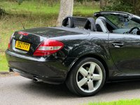 USED 2006 MERCEDES-BENZ SLK 3.5 SLK350 2d 269 BHP 