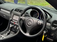 USED 2006 MERCEDES-BENZ SLK 3.5 SLK350 2d 269 BHP 