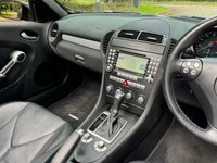 USED 2006 MERCEDES-BENZ SLK 3.5 SLK350 2d 269 BHP 