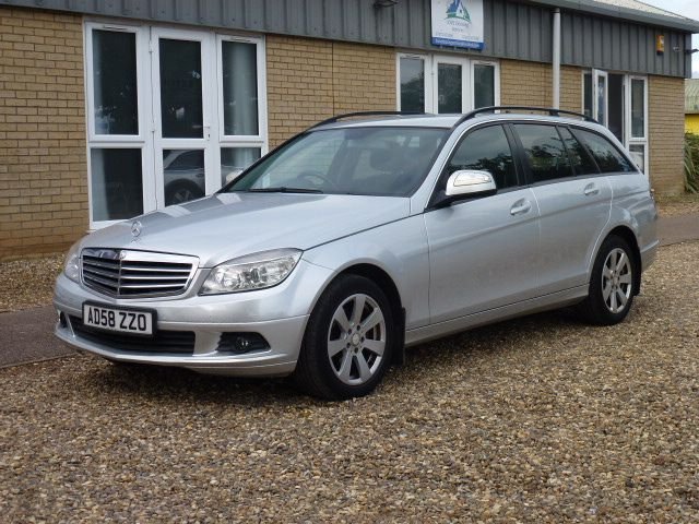 2008 58 Mercedes-Benz C-Class 1.8 C180 KOMPRESSOR SE 5d 155 BHP