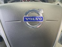 USED 2017 67 VOLVO XC60 2.4 D5 R-DESIGN LUX NAV AWD 5d 217 BHP SATNAV DAB HEATED SEATS