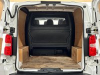 USED 2021 21 VAUXHALL VIVARO 2.0 L2H1 3100 ELITE S/S DCB 121 BHP Double Cab 6 Seater, Cruise Control, Airconditioning,