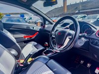 USED 2015 65 FORD FIESTA 1.6 ST-2 3d 180 BHP 