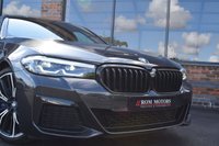 USED 2021 70 BMW 5 SERIES 2.0 520D M SPORT MHEV 4d 188 BHP H&K / HEATED STEERING WHEEL / FSH