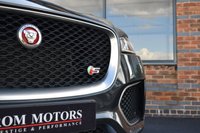 USED 2017 67 JAGUAR F-PACE 3.0 V6 S AWD 5d 296 BHP HEATED FRONT & REAR SEATS