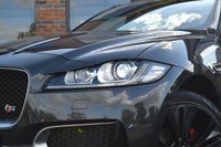 USED 2017 67 JAGUAR F-PACE 3.0 V6 S AWD 5d 296 BHP HEATED FRONT & REAR SEATS