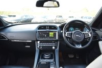 USED 2017 67 JAGUAR F-PACE 3.0 V6 S AWD 5d 296 BHP HEATED FRONT & REAR SEATS