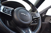 USED 2017 67 JAGUAR F-PACE 3.0 V6 S AWD 5d 296 BHP HEATED FRONT & REAR SEATS