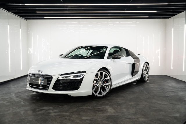 2015 08 Audi R8 5.2 V10 QUATTRO 2d 518 BHP
