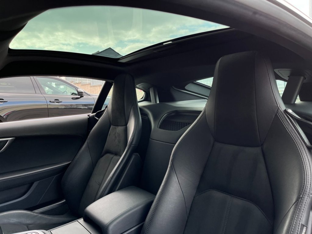 USED 2019 19 JAGUAR F-TYPE 3.0 V6 2d AUTO 336 BHP COUPE