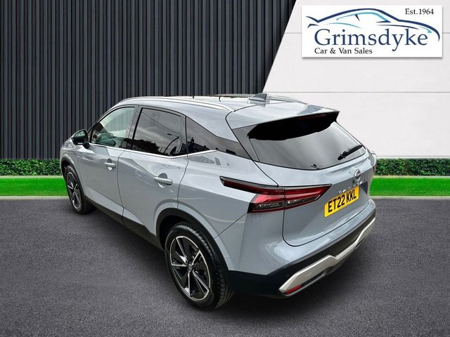 View our NISSAN QASHQAI