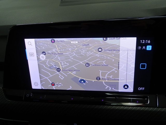 2024 Volkswagen Golf 1.5L R-Line TSI 5dr - Photo 8