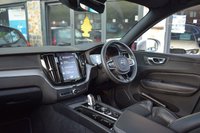 USED 2018 68 VOLVO XC60 2.0 T8 TWIN ENGINE R-DESIGN PRO AWD 5d 385 BHP FSH-RCAM-DAB-NAV-BTOOTH-AUTO