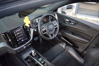 USED 2018 68 VOLVO XC60 2.0 T8 TWIN ENGINE R-DESIGN PRO AWD 5d 385 BHP FSH-RCAM-DAB-NAV-BTOOTH-AUTO