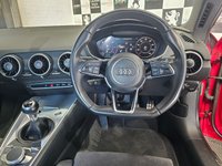 USED 2015 15 AUDI TT 2.0 TDI ULTRA SPORT 2d 182 BHP STUNNING LOW MILEAGE EXAMPLE IN BRILLIANT RED WITH GLOSS BLACK WHEELS. AUDI SERVICE. ONE YEARS MOT AND 6 MONTH WARRANTY