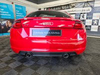 USED 2015 15 AUDI TT 2.0 TDI ULTRA SPORT 2d 182 BHP STUNNING LOW MILEAGE EXAMPLE IN BRILLIANT RED WITH GLOSS BLACK WHEELS. AUDI SERVICE. ONE YEARS MOT AND 6 MONTH WARRANTY