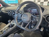 USED 2015 15 AUDI TT 2.0 TDI ULTRA SPORT 2d 182 BHP STUNNING LOW MILEAGE EXAMPLE IN BRILLIANT RED WITH GLOSS BLACK WHEELS. AUDI SERVICE. ONE YEARS MOT AND 6 MONTH WARRANTY