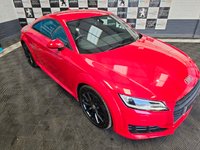 USED 2015 15 AUDI TT 2.0 TDI ULTRA SPORT 2d 182 BHP STUNNING LOW MILEAGE EXAMPLE IN BRILLIANT RED WITH GLOSS BLACK WHEELS. AUDI SERVICE. ONE YEARS MOT AND 6 MONTH WARRANTY