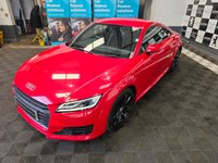 USED 2015 15 AUDI TT 2.0 TDI ULTRA SPORT 2d 182 BHP STUNNING LOW MILEAGE EXAMPLE IN BRILLIANT RED WITH GLOSS BLACK WHEELS. AUDI SERVICE. ONE YEARS MOT AND 6 MONTH WARRANTY