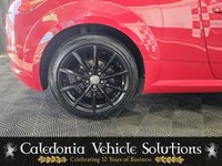 USED 2015 15 AUDI TT 2.0 TDI ULTRA SPORT 2d 182 BHP STUNNING LOW MILEAGE EXAMPLE IN BRILLIANT RED WITH GLOSS BLACK WHEELS. AUDI SERVICE. ONE YEARS MOT AND 6 MONTH WARRANTY