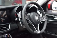 USED 2017 17 ALFA ROMEO GIULIA 2.0 TB VELOCE 4d 277 BHP FSH-LOW MILEAGE-ULEZ-CAZ