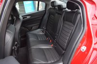 USED 2017 17 ALFA ROMEO GIULIA 2.0 TB VELOCE 4d 277 BHP FSH-LOW MILEAGE-ULEZ-CAZ
