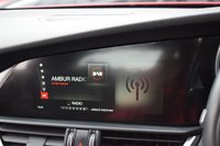 USED 2017 17 ALFA ROMEO GIULIA 2.0 TB VELOCE 4d 277 BHP FSH-LOW MILEAGE-ULEZ-CAZ
