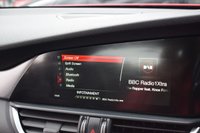USED 2017 17 ALFA ROMEO GIULIA 2.0 TB VELOCE 4d 277 BHP FSH-LOW MILEAGE-ULEZ-CAZ