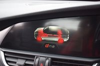 USED 2017 17 ALFA ROMEO GIULIA 2.0 TB VELOCE 4d 277 BHP FSH-LOW MILEAGE-ULEZ-CAZ