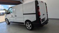 USED 2017 RENAULT TRAFIC 1.6 SL27 BUSINESS DCI 120 BHP 