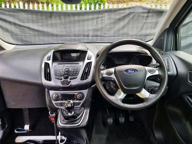 View our FORD TOURNEO CONNECT