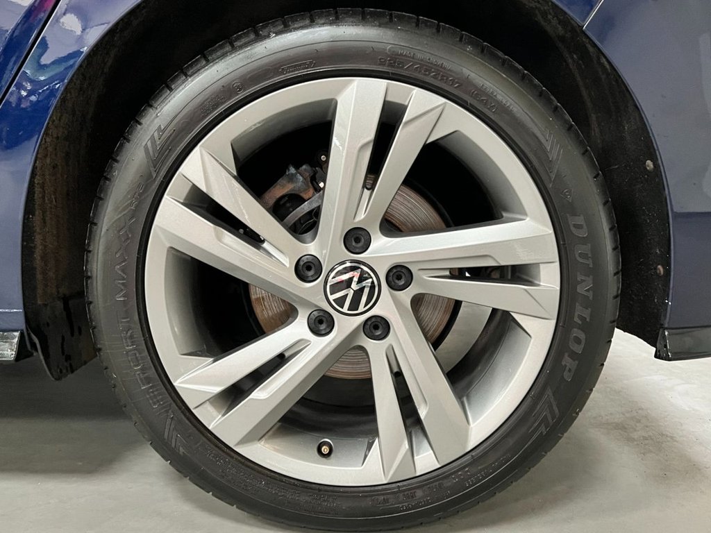 USED 2021 21 VOLKSWAGEN GOLF 1.5 R-LINE TSI 5d 129 BHP 1 OWNER + FULL VW SERV HISTORY