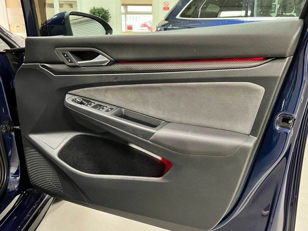 USED 2021 21 VOLKSWAGEN GOLF 1.5 R-LINE TSI 5d 129 BHP 1 OWNER + FULL VW SERV HISTORY