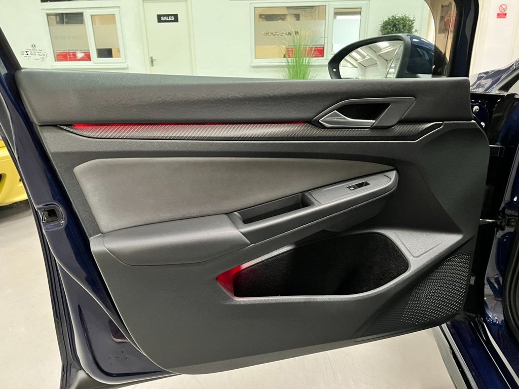 USED 2021 21 VOLKSWAGEN GOLF 1.5 R-LINE TSI 5d 129 BHP 1 OWNER + FULL VW SERV HISTORY