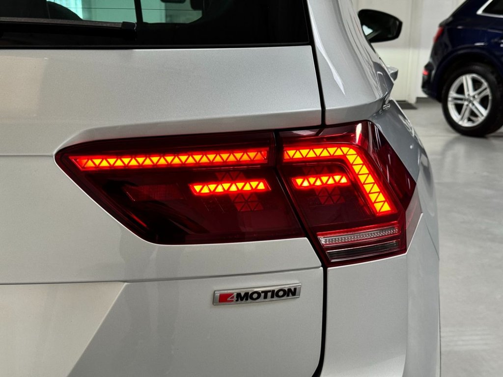 USED 2019 19 VOLKSWAGEN TIGUAN 2.0 SEL TDI 4MOTION DSG 5d 148 BHP 19" ALLOYS+PAN ROOF+F/R SENSOR